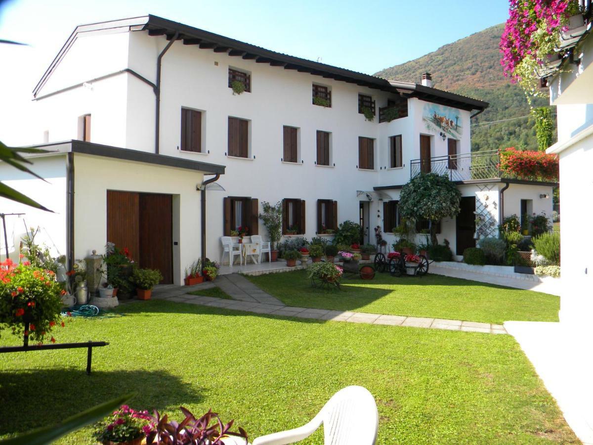 Agriturismo Alle Ruote Villa Meduno Exteriör bild